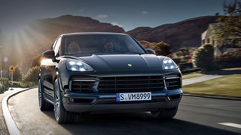 В новом Porsche Cayenne установят 22-дюймовые японские шины